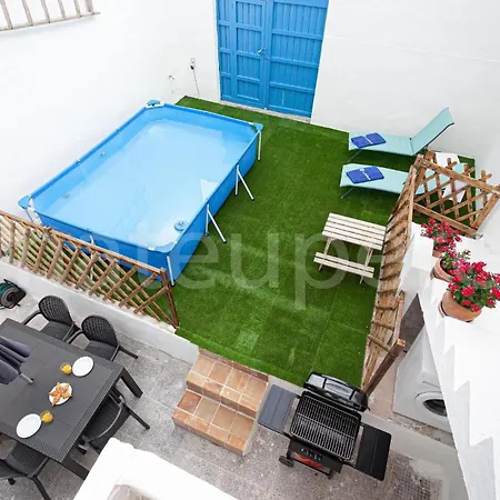 別荘 Sommerhaus Mit Pool In Der Altstadt カン・ピカフォルト